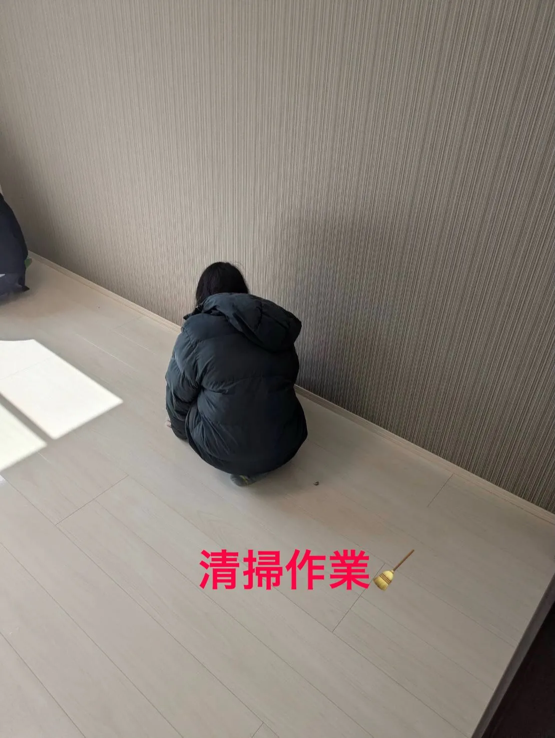 イラン戦争の影響でガソリンが値上がりする中、経済的な不安を抱...